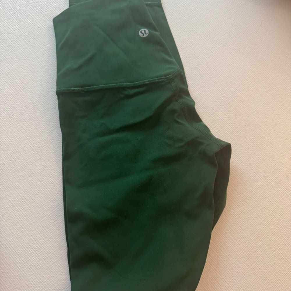 Lululemon legging - Picture 2 of 3